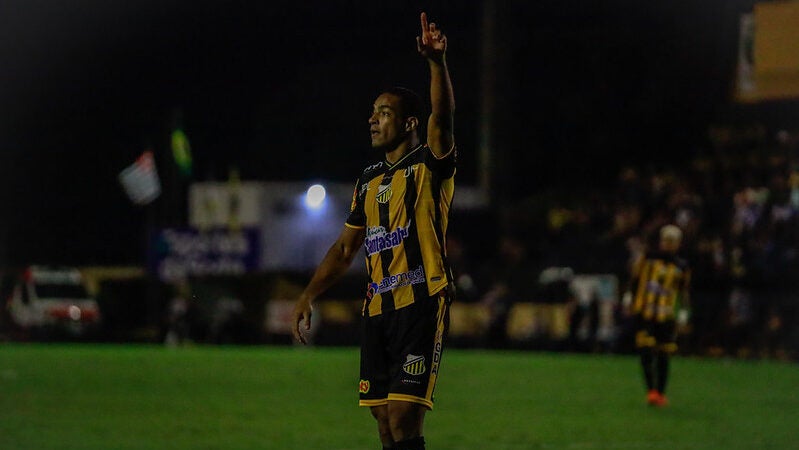De volta ao Novorizontino, Jenison avalia primeiros jogos e projeta duelo contra o Sport pela Série B
