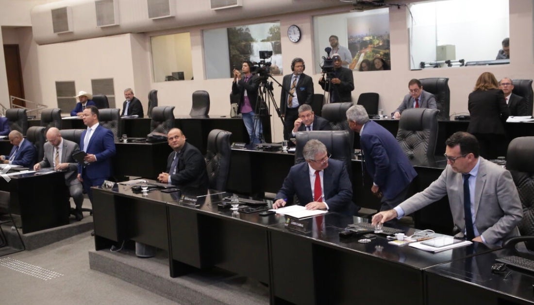 Deputados aprovam contas de governo da gestão de Mauro