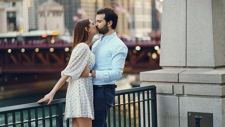 Diferença entre amor livre e relacionamento aberto