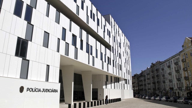 Idoso que abusou da neta detido no Brasil e extraditado para Portugal