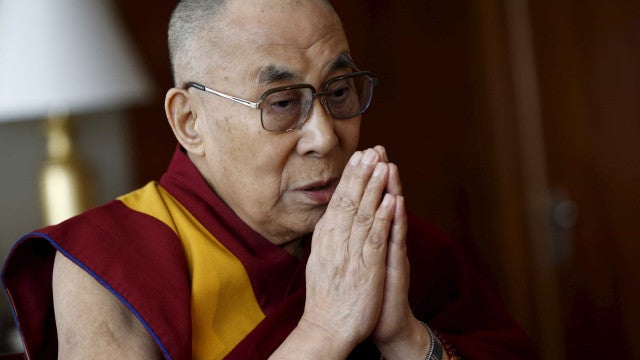 Machismo, imitações de Trump e refugiados: As polêmicas de Dalai Lama