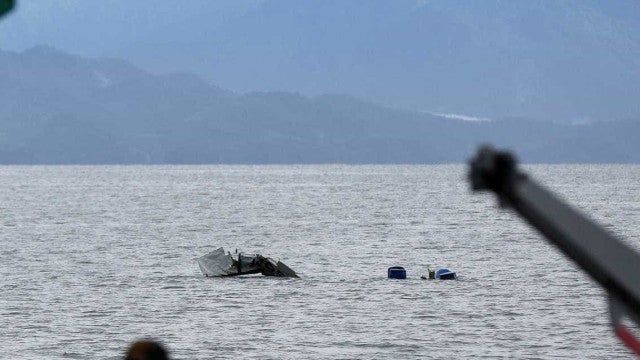 Avião cai no mar matando piloto e criança de 2 anos no México