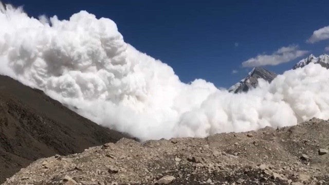 Avalanche no Himalaia indiano mata ao menos 7 turistas e deixa 8 em estado grave