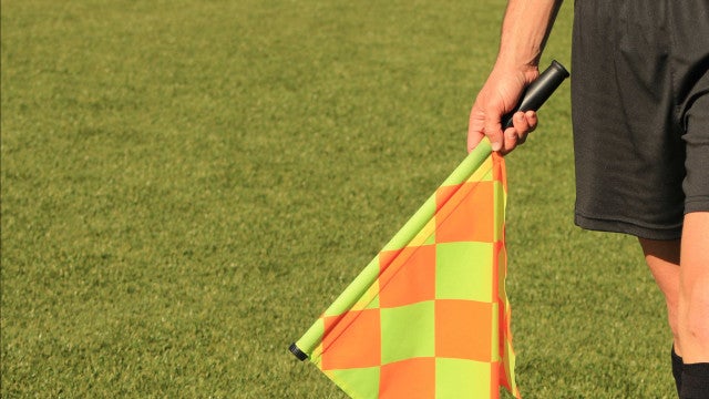 CBF adota novas orientações de arbitragem da Fifa para 2023; veja mudanças