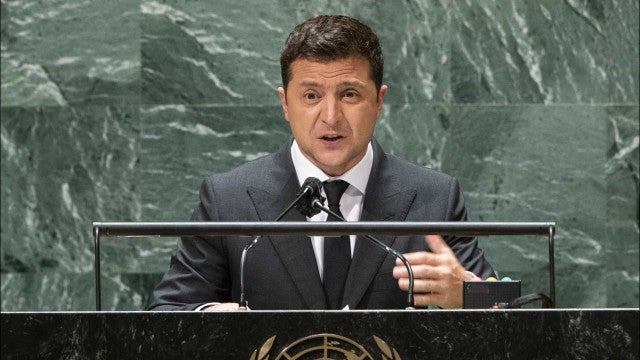 Xi fala com Zelenski e diz que enviará representante da China para negociar paz