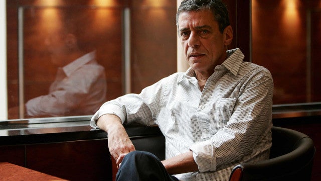 Chico Buarque ganha prêmio Camões com quatro anos de atraso pelas mãos de Lula