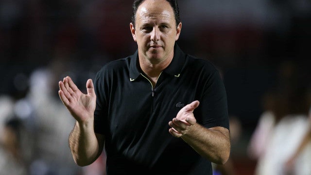 São Paulo joga para aliviar pressão sobre Ceni e encerrar seca de gols em casa