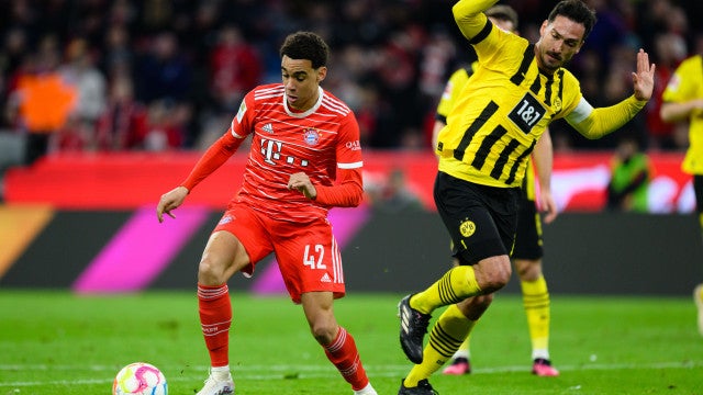 Com gol contra de goleiro, Bayern vence o Borussia e reassume a ponta do Alemão