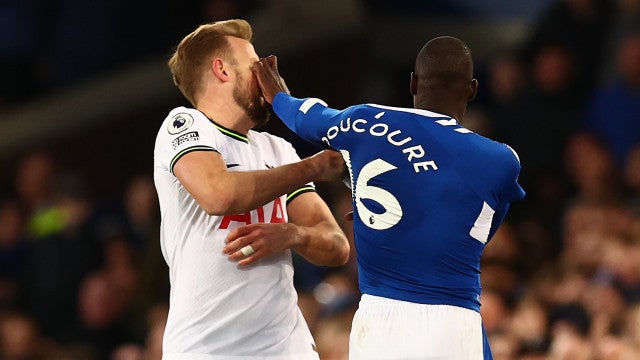Polêmica com Harry Kane: "Pensei que tinha arrancado os cílios dele"