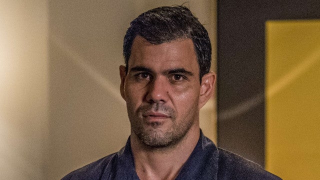 Juliano Cazarré atualiza estado de saúde de filha com doença rara