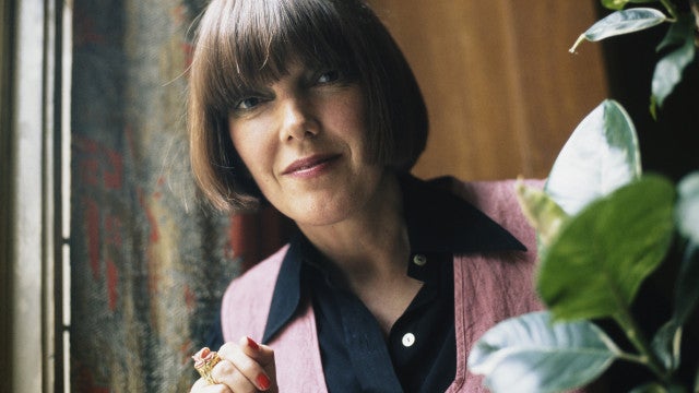 Morre Mary Quant, estilista que fez da minissaia um hit na década de 1960