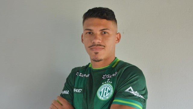 Jogador de futebol Bruno Ferreira falece em acidente de carro