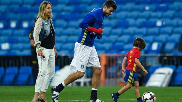 Mãe de Piqué dá entrevista e quebra silêncio após separação do filho