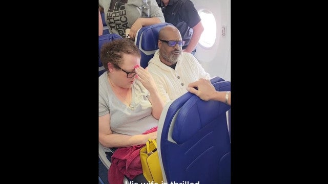 Passageiro se exalta com bebê chorando e é expulso de voo nos EUA