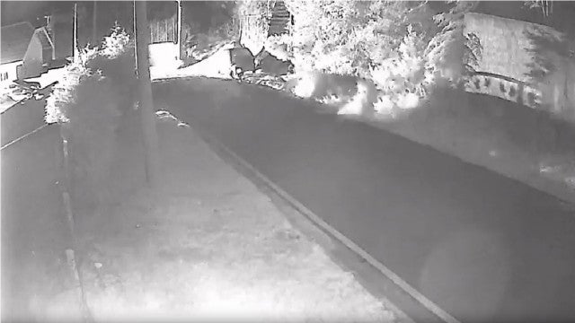 Explosão em condomínio atinge 10 apartamentos e deixa 4 feridos