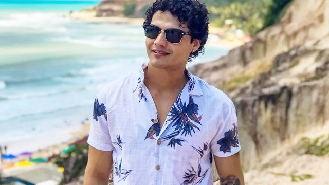 Influenciador de 27 anos morre após reação alérgica a bolinho de camarão