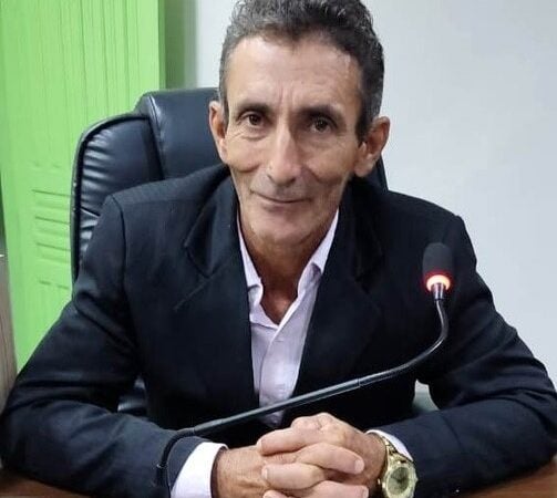 Vereador Demilson solicita recuperação da estrada Linha Páscoa e pintura de faixas de pedestre na Avenida Curitiba