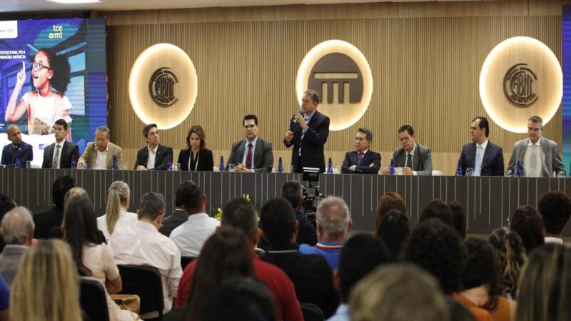Governo, prefeituras e TCE firmam pacto para avanço da educação na primeira infância em Mato Grosso 