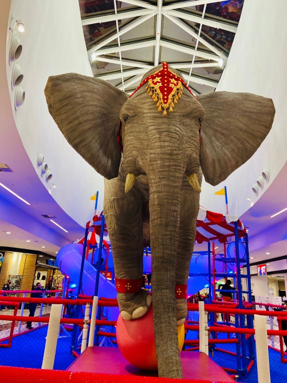 SHOPPING SINOP: Nova operação de entretenimento infantil oferece 50% de desconto para criança PCDs