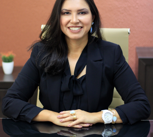 Mãe protege o filho o tempo todo!