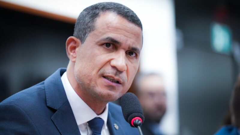 Deputado federal Coronel Assis propõe plebiscito para saber se população quer prisão perpétua para crimes graves