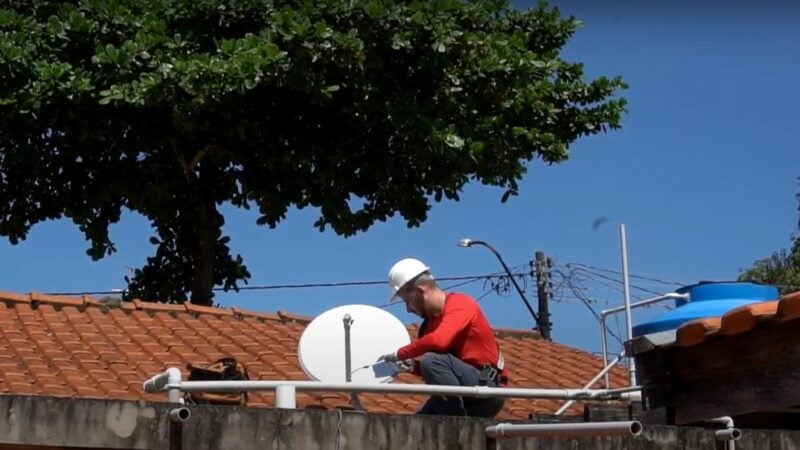 Famílias cadastradas no Cadúnico e que possuem parabólica tradicional funcionando têm direito ao kit da nova parabólica digital, entenda