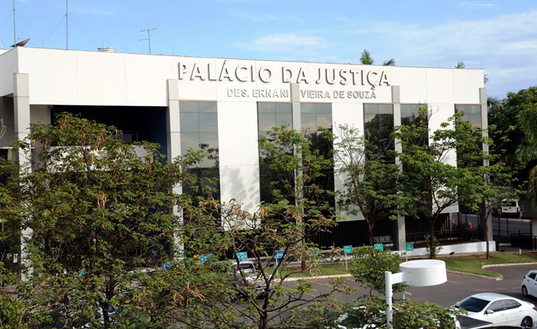 Justiça absolve dois ex-secretários estaduais em MT acusados de irregularidades em contratos