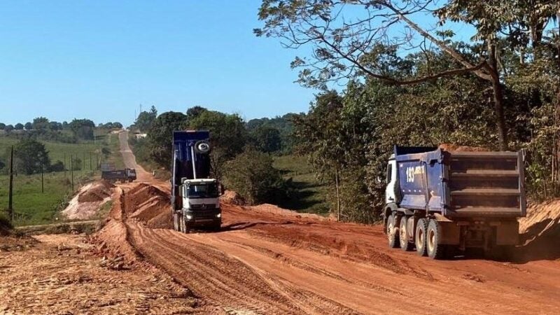 Governo avança em obras de asfaltamento na MT-170