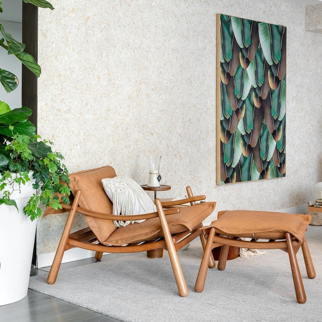 Tecidos da Dino Zoli Brasil fazem sucesso ao revestir mobiliários de renome assinados por designers brasileiros