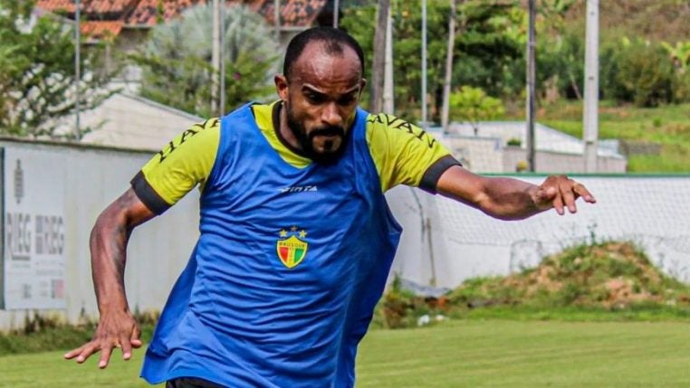 Cléo Silva comemora vitória do Brusque após se recuperar de lesão: “Muito bom estar de volta”