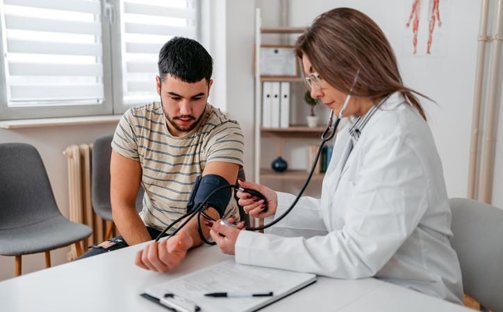 Mude 2 hábitos e melhore a sua pressão arterial