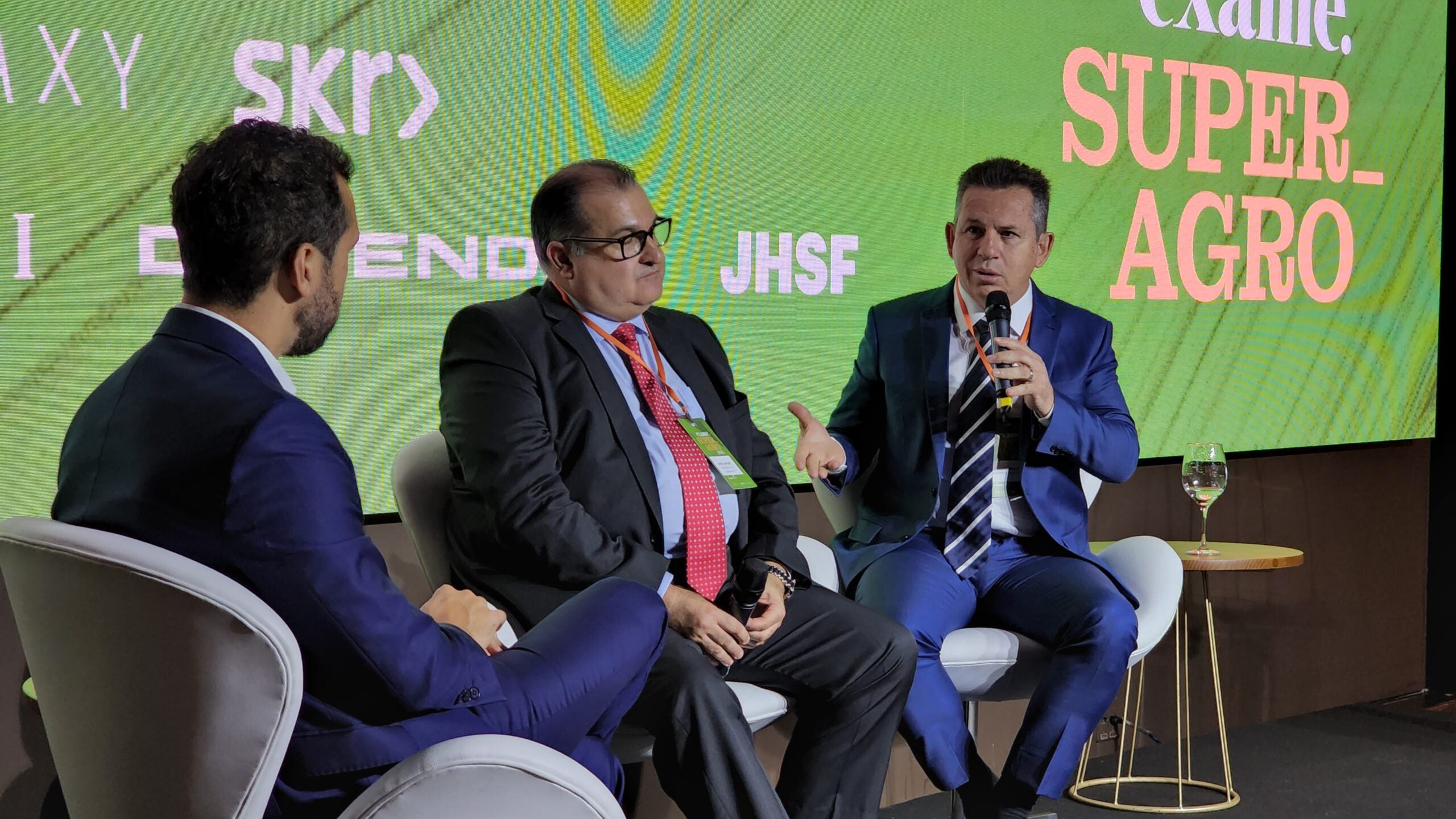 Em São Paulo, Mauro Mendes defende incentivo ao etanol de milho como combustível sustentável