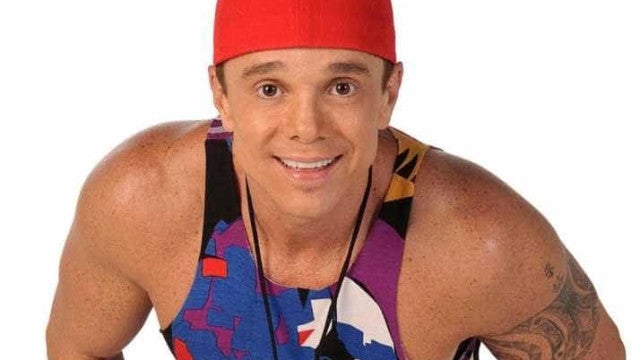 Cantor Netinho promete parar de seguir parlamentares aliados