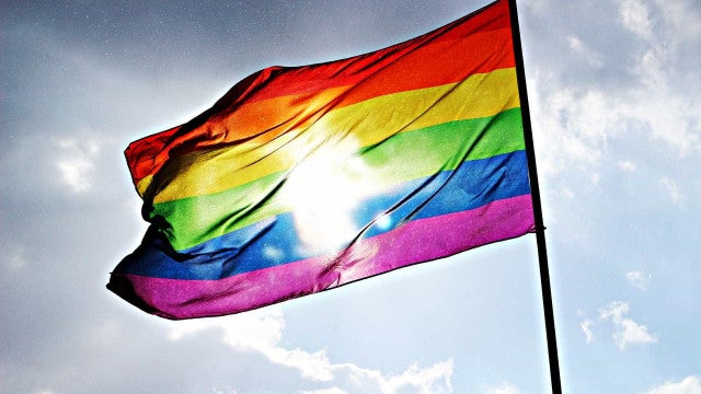 Times franceses punem jogadores que recusaram campanha anti-homofobia