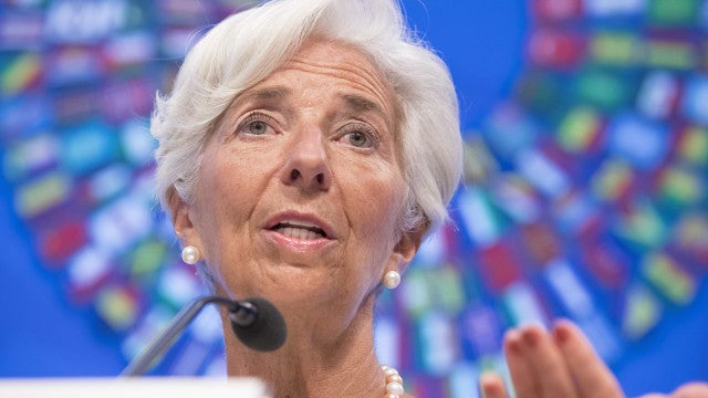 BCE: temos mais ‘terreno a cobrir’ no combate à inflação, afirma Lagarde