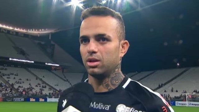Entre novo técnico e treinos de verdade, Luan crê em nova chance no Corinthians