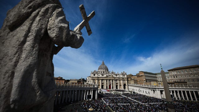 Carro em excesso de velocidade ‘invade’ o Vaticano