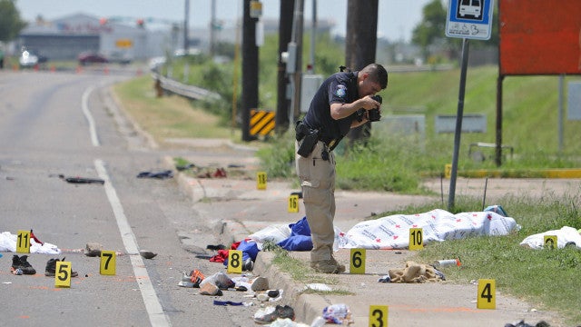 Sobe para oito o número de mortos após atropelamento no Texas