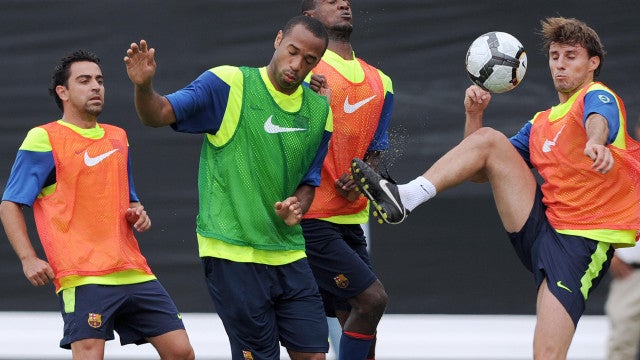 O dia em que Xavi colocou Henry no lugar: "Não ganhou nada aqui"