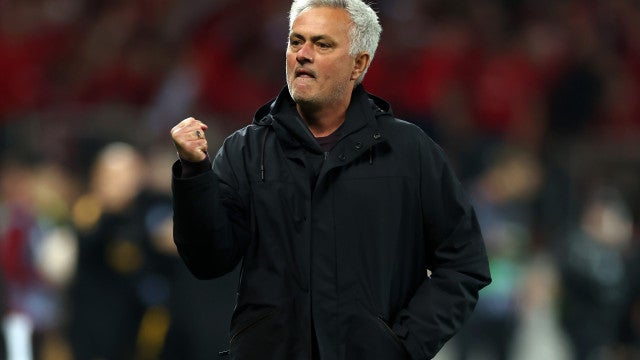 Jogador do Bayer Leverkusen visa Mourinho: "Tornou tudo muito feio"