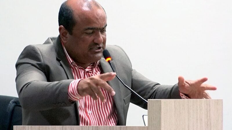 Vereador Irmão Alexandre aciona prefeito Érico, deputado Sebastião Rezende e Senador Jayme Campos por pavimentação nas paralelas da 163