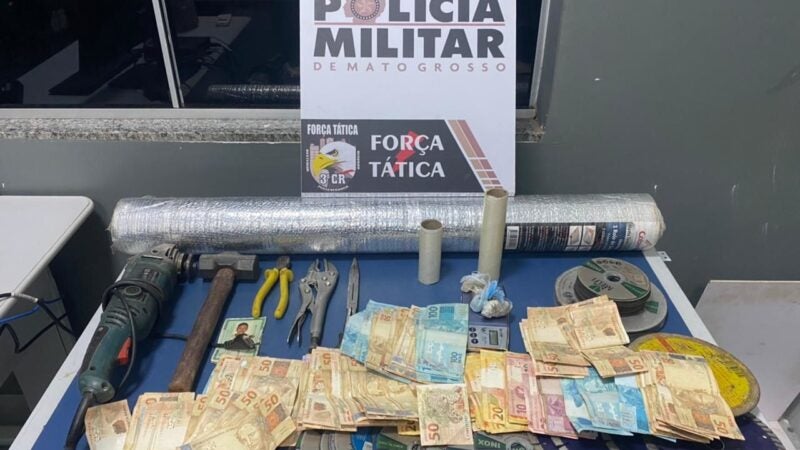 Força Tática desarticula quadrilha suspeita por roubo e apreende R$ 6,7 mil em dinheiro e ferramentas