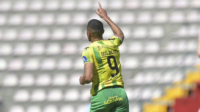 Daniel dos Anjos faz um balanço de seu segundo ano no Tondela, sexto no futebol português, após o final da temporada no país