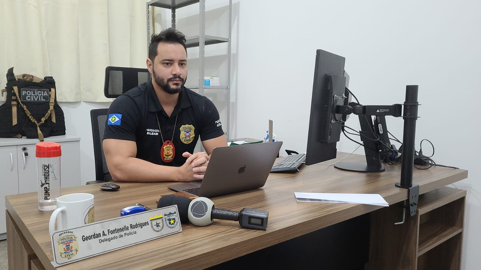 Polícia Civil cumpre mandado de prisão de jovem por tráfico de drogas que desligava a tornozeleira eletrônica