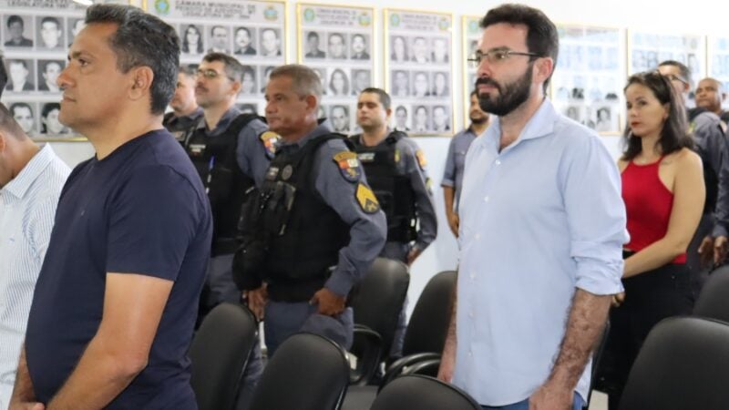 Presidente da Coogavepe participa da cerimônia de entrega de armamentos para Policia Militar do 15º CR