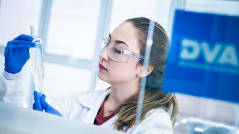 Empresa e profissional que atuam no agro recebem premiação como destaques na Química nacional