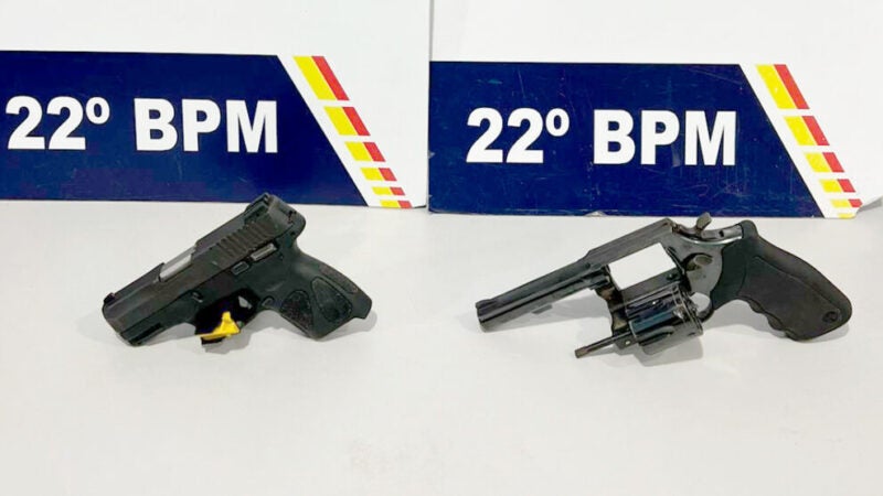 Em Peixoto de Azevedo Bope prende três com armas de fogo em veículos