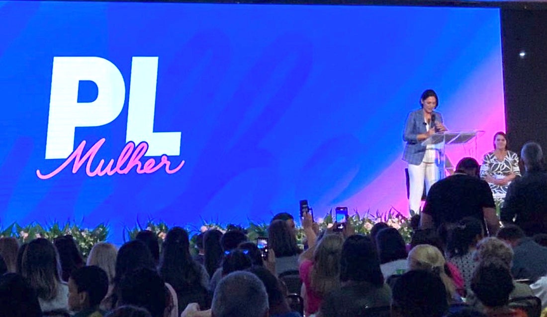 Michele conduz 1º encontro do PL Mulher em Mato Grosso; Bolsonaro participa on line