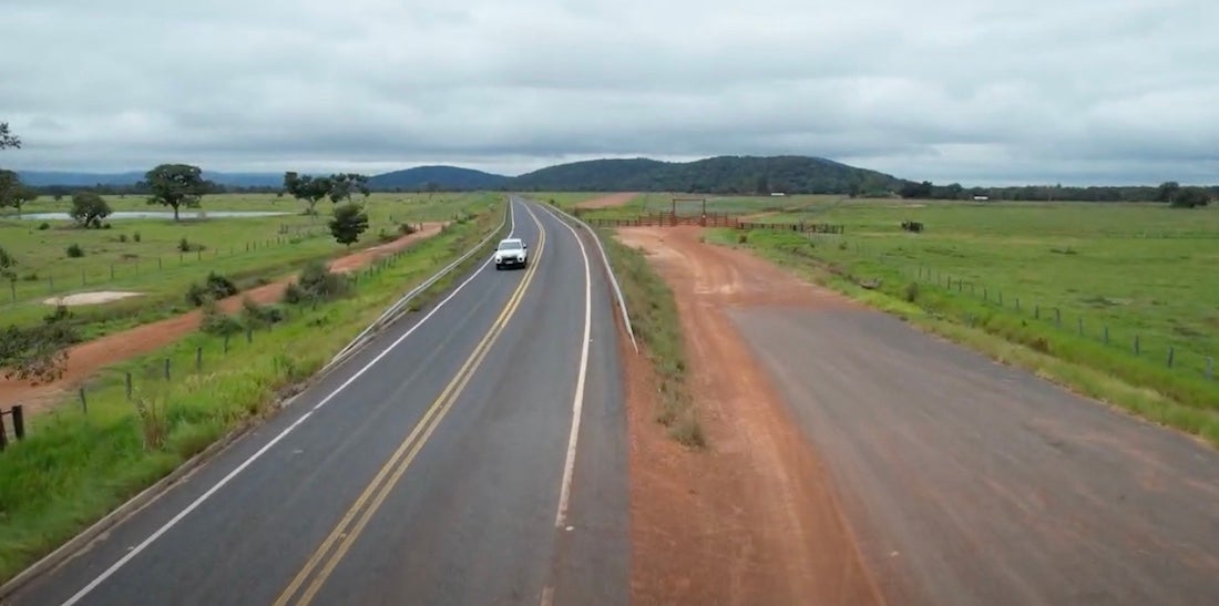 Vídeo: asfaltamento de rodovia ligando Cuiabá a Rondonópolis sem passar pela serra fortalecerá também o turismo