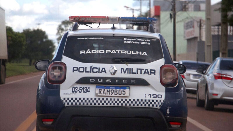 Em Peixoto de Azevedo mulher é abordada por dupla armada e tem pertences roubados